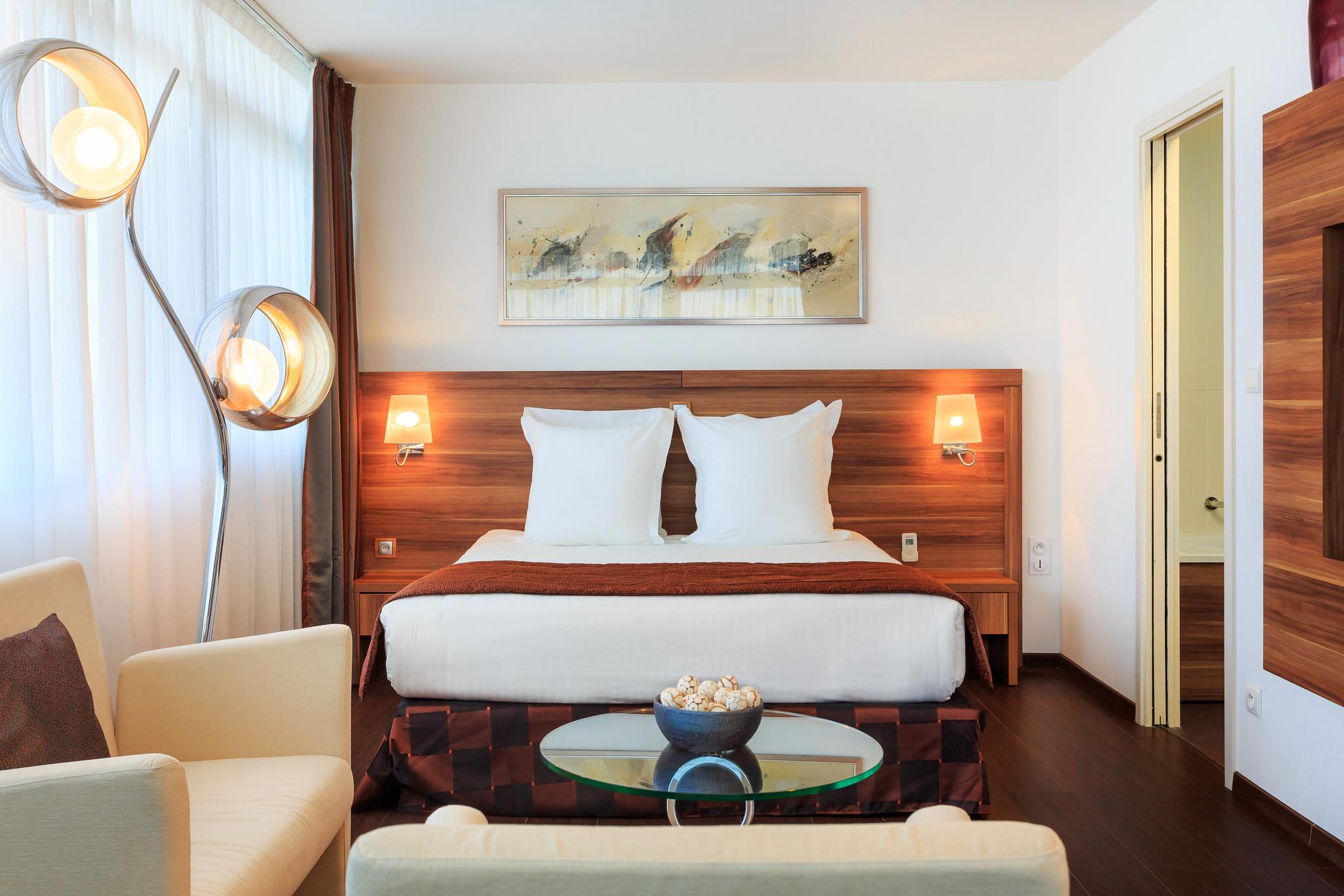 Hotel Gatsby By Happyculture Chassieu
